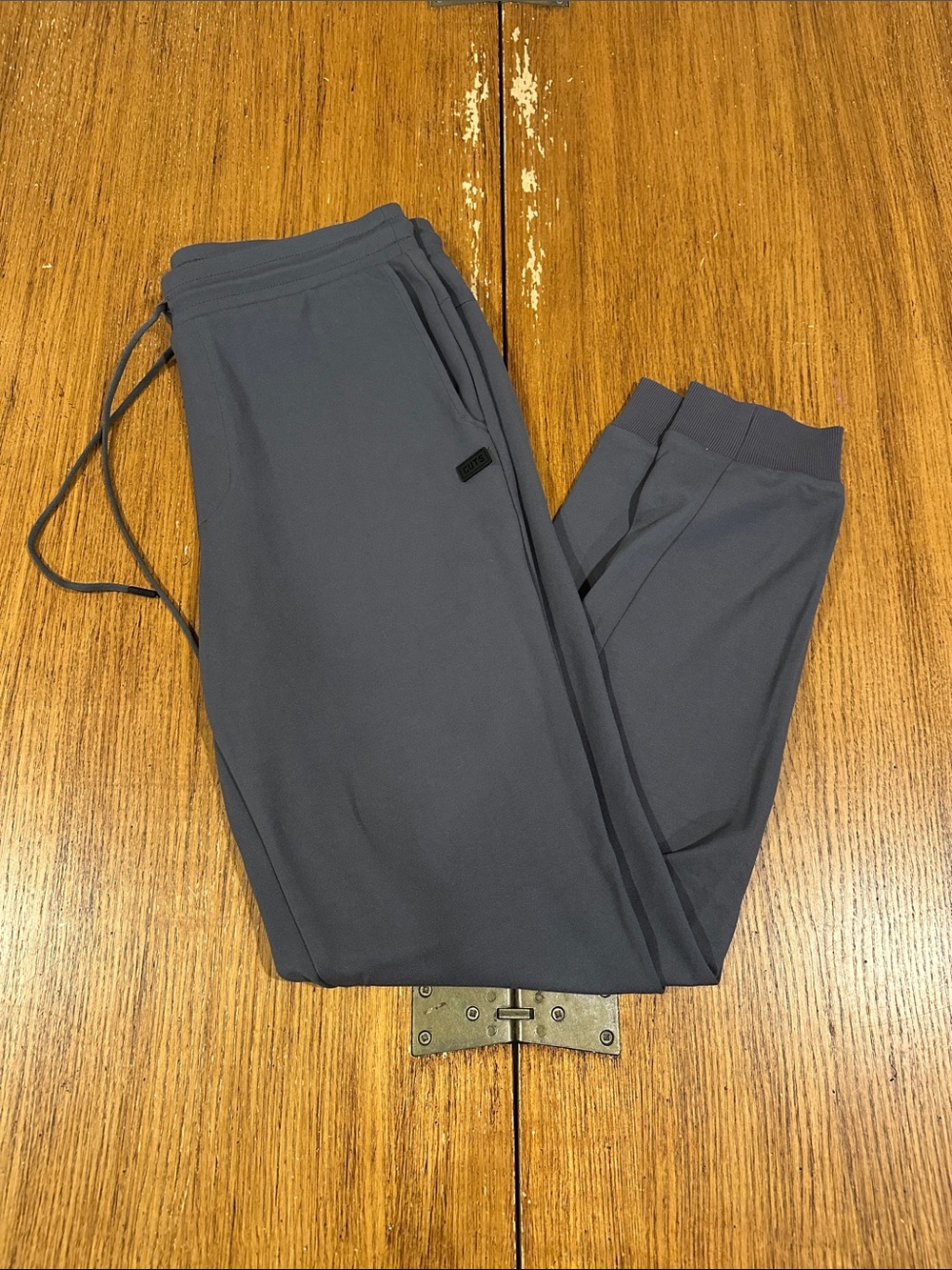 CUTS Men’s Gray Joggers